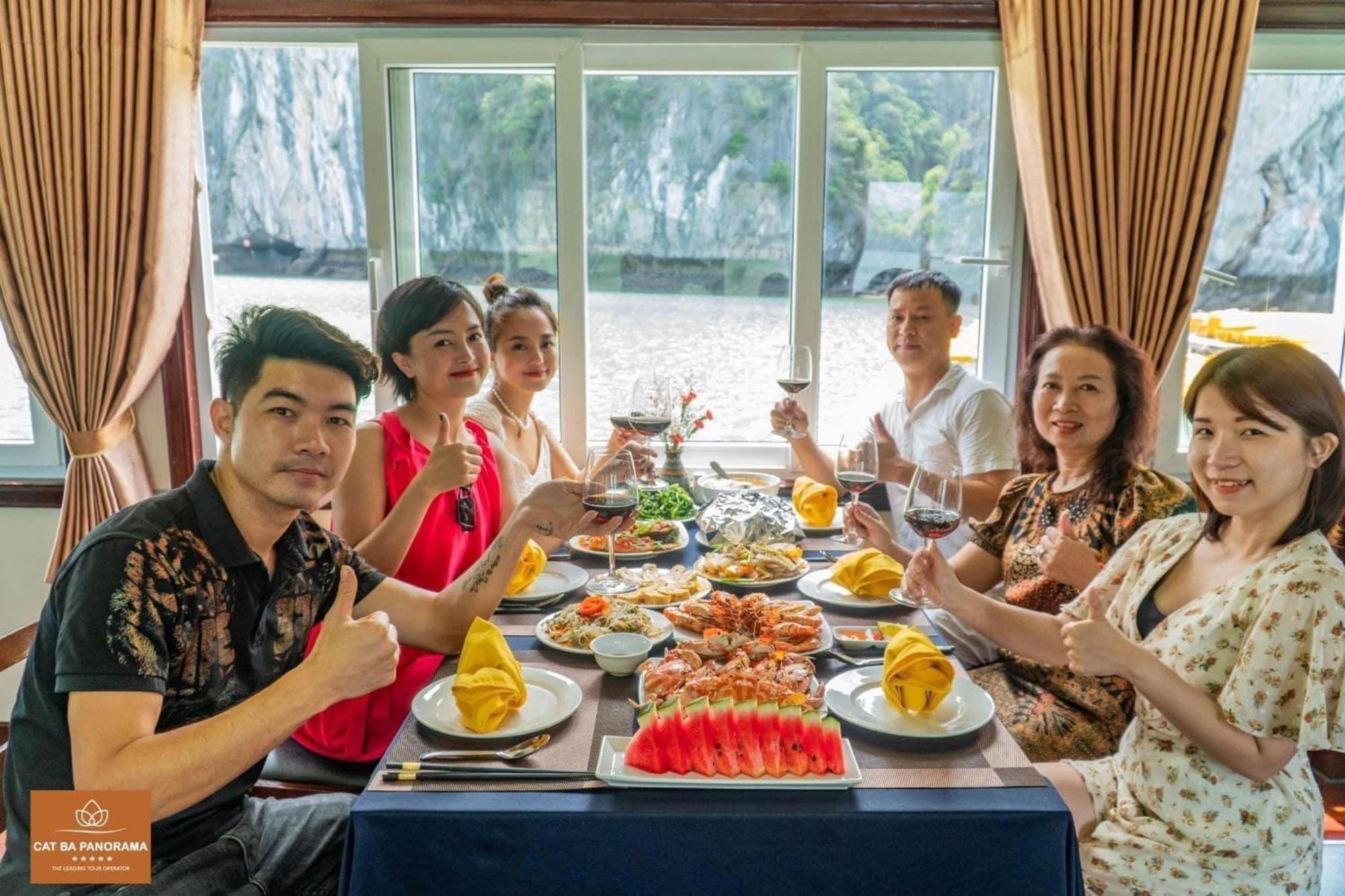 Hung Thao Homestay Dong Khe Sau エクステリア 写真